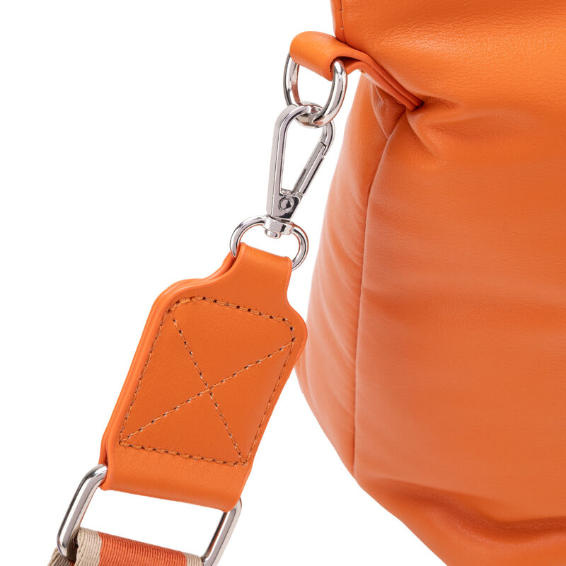 Bolsa Tote Grande Con Tassel Color Naranja image number null
