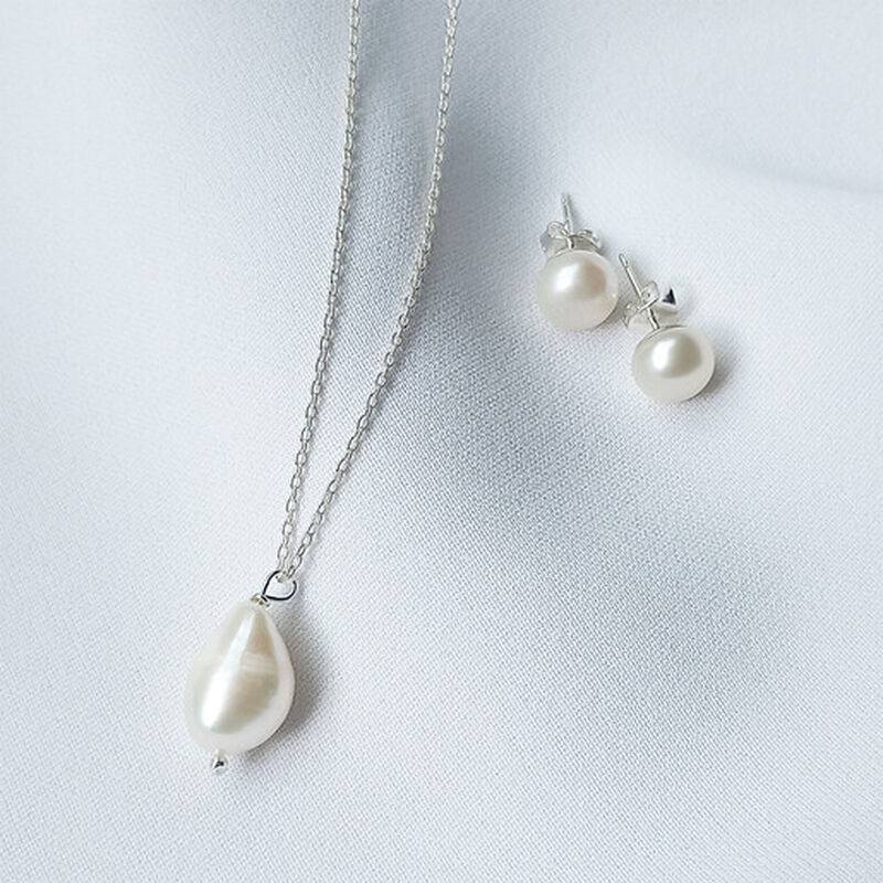 Set Broqueles de Perla y Dije Perla con Cadena ... image number null