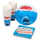 Juego De Art&iacute;culos De Fiesta Silver Buffalo Jaws, Paquete De 60 Con Platos, Servilletas Y Tazas