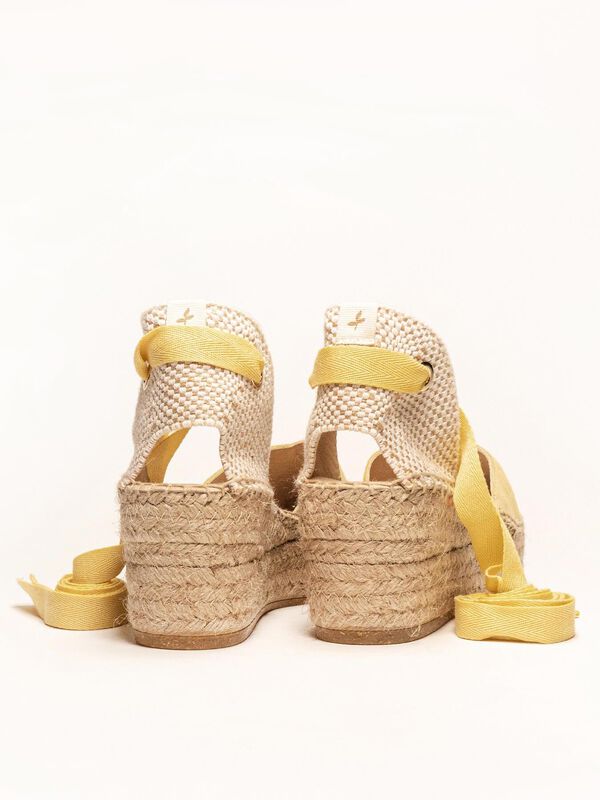 Romero Plataforma Ante Amarillo image number null