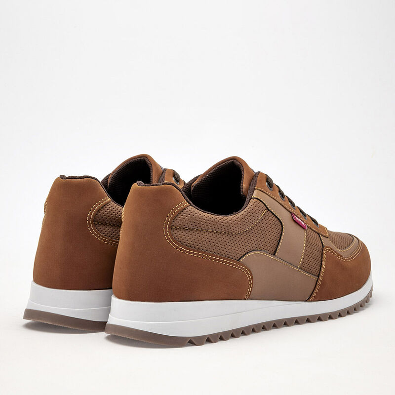 Felpor Tenis urbano para hombre. Camel image number null