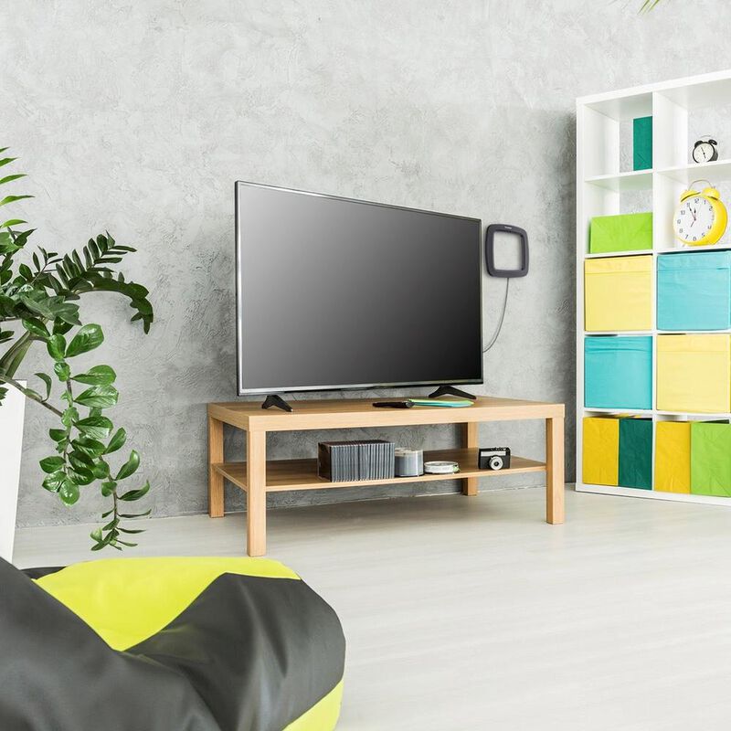 Antena UHF cuadrada image number null