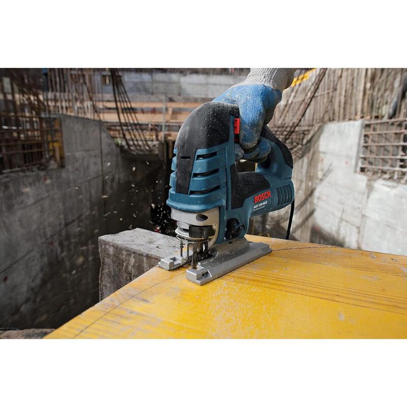 Caladora Bosch 780W Profesional Modelo GST 150 ... image number null