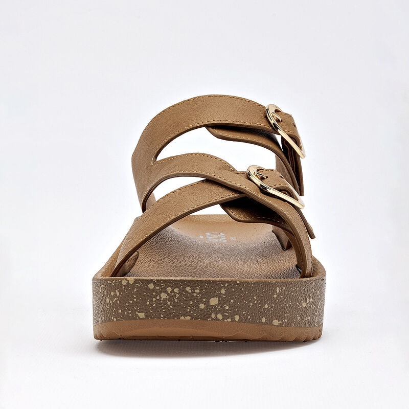 Capa De Ozono sandalia piso para mujer camel co... image number null