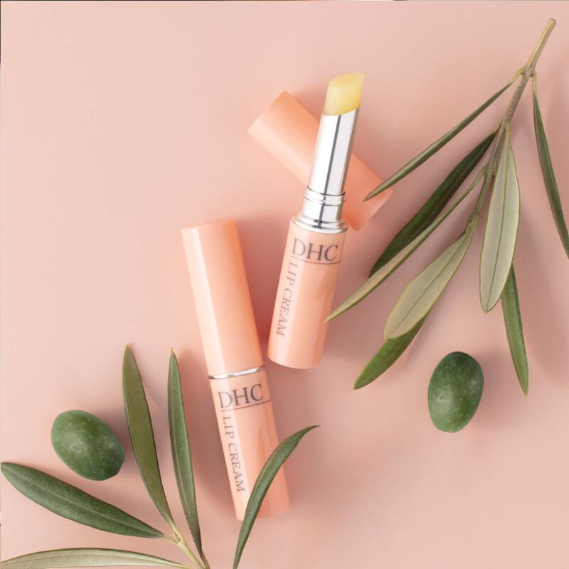 Crema Labial Dhc, Paquete De 2 Unidades, Ultrah... image number null