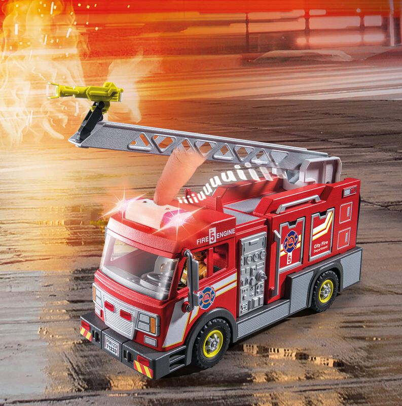 Cami&oacute;n De Bomberos Playmobil Con Accesorios Y 2... image number null