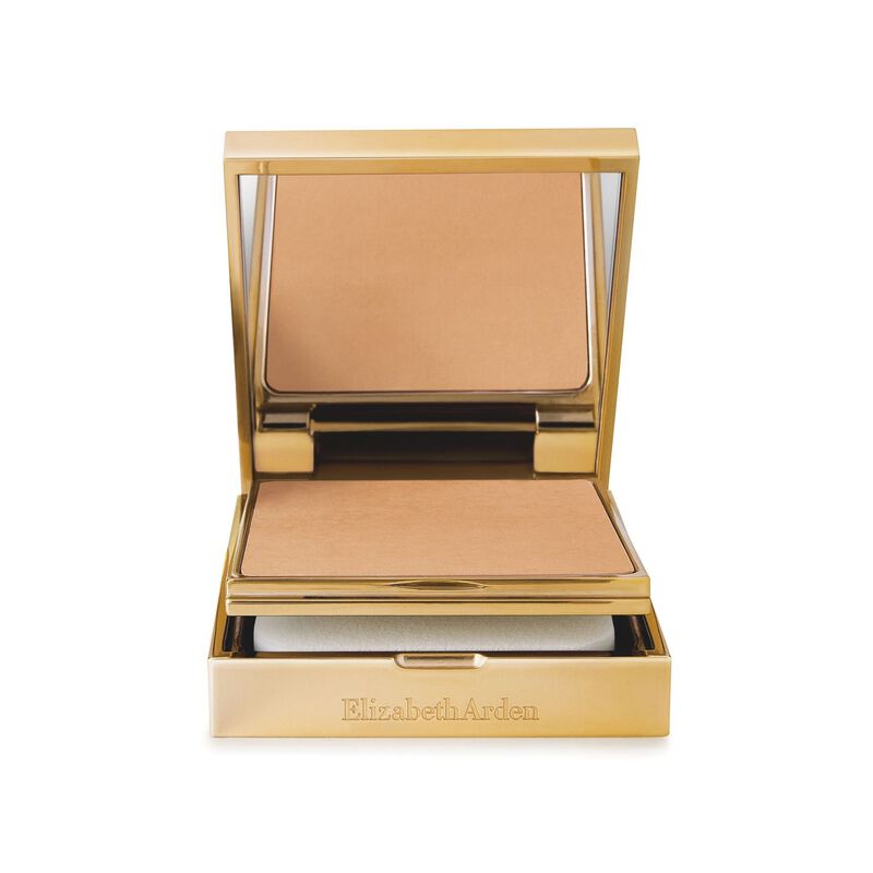 Maquillaje Elizabeth Arden, Acabado Impecable, ... image number null