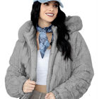 Chamarra Reversible Capucha Capitonada Mujer Gris Claro Roosevelt A268
