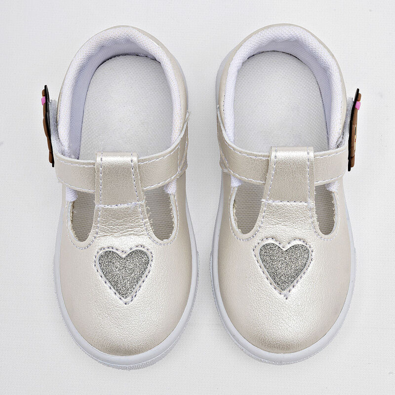 Kids Vane Zapatitos para beb&eacute; ni&ntilde;a. Beige image number null