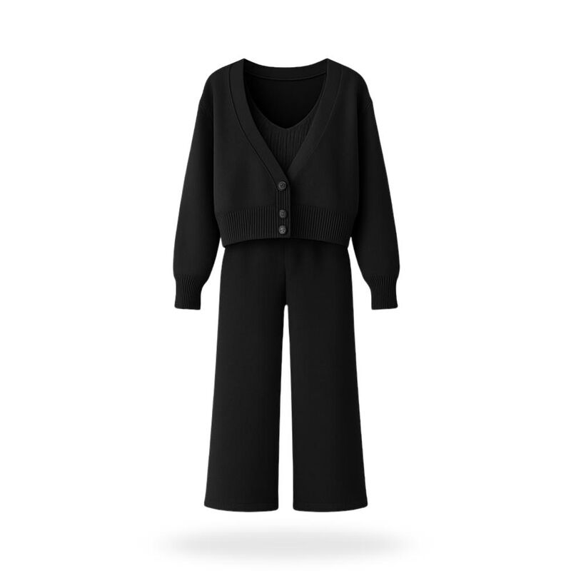 Conjunto tejido de tres piezas. image number null