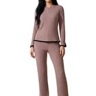 Conjunto de Su&eacute;ter y Pantal&oacute;n Acanalado CONJ-0103 Coral Dise&ntilde;o Elegante y Vers&aacute;til para Mujer