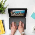 Funda con Teclado Logitech Rugged Folio para iPad 10.2 Gen 7 8 y 9 Gris.