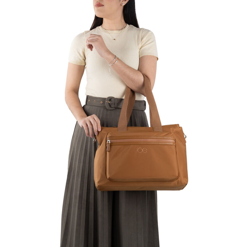 Bolsa Porta Laptop 14 Plg Textil Color Camel image number null
