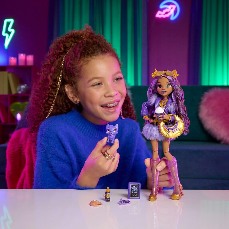 Mu&ntilde;eca Monster High Clawdeen Wolf Con Chaqueta ... image number null