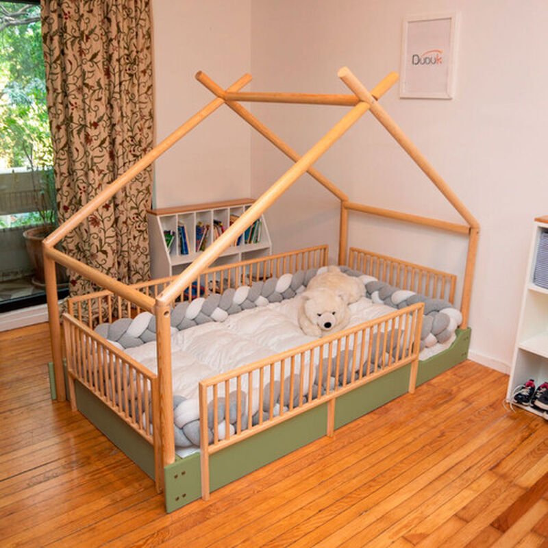 Cama Chalet Montessori de Madera con Barandales... image number null