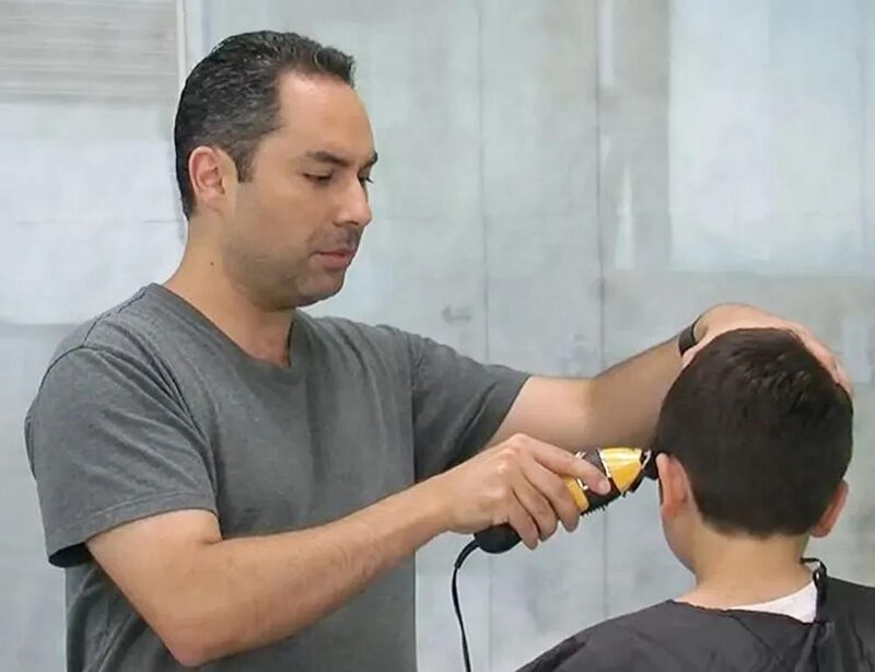 Kit Peluquer&iacute;a Conair M&aacute;quina Recortadora Bigot... image number null