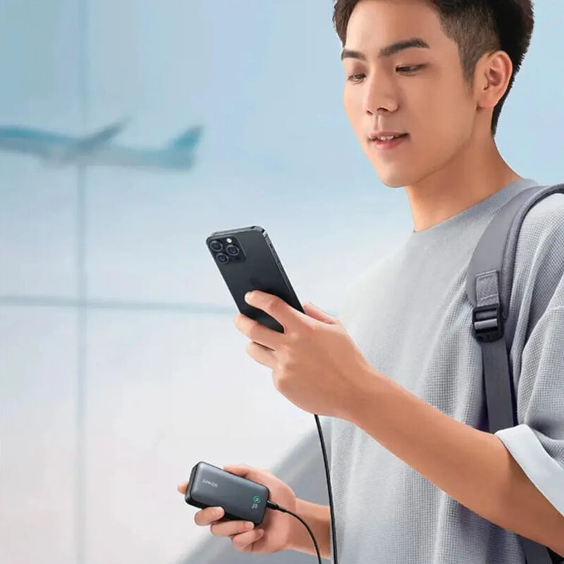 Power Bank Anker 533 10,000 mAh 30 W PD Negro U... image number null