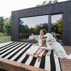 Alfombra De Exterior Stricklandhome Reversible 150 X 240 Cm En Blanco Y Negro