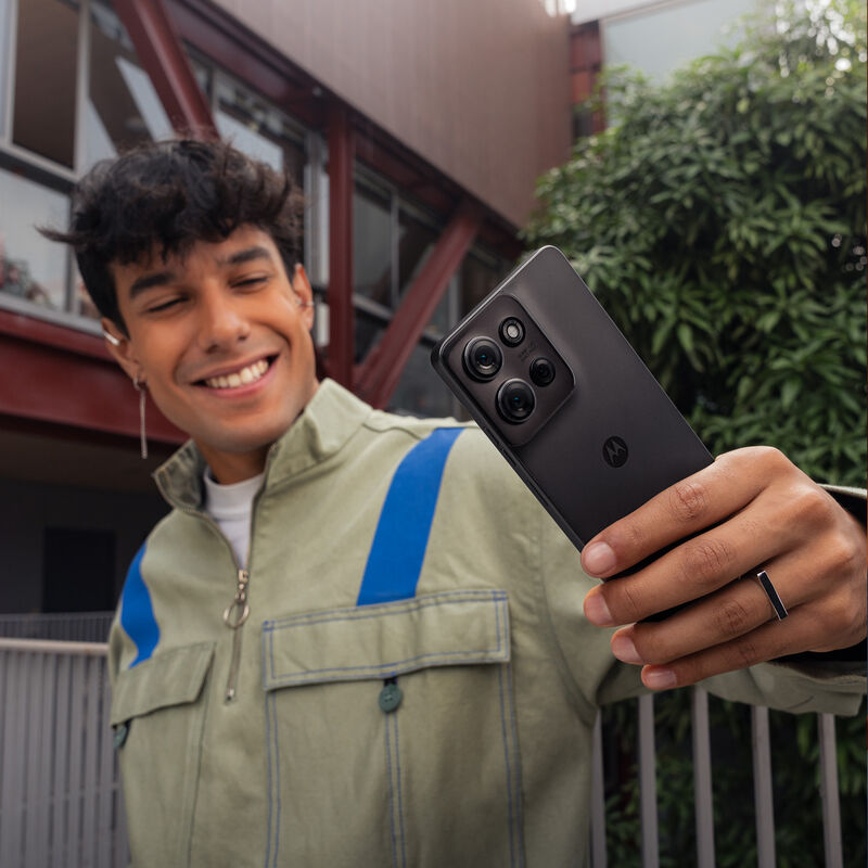 Motorola Moto G75 256Gb 8Gb Ram Negro image number null