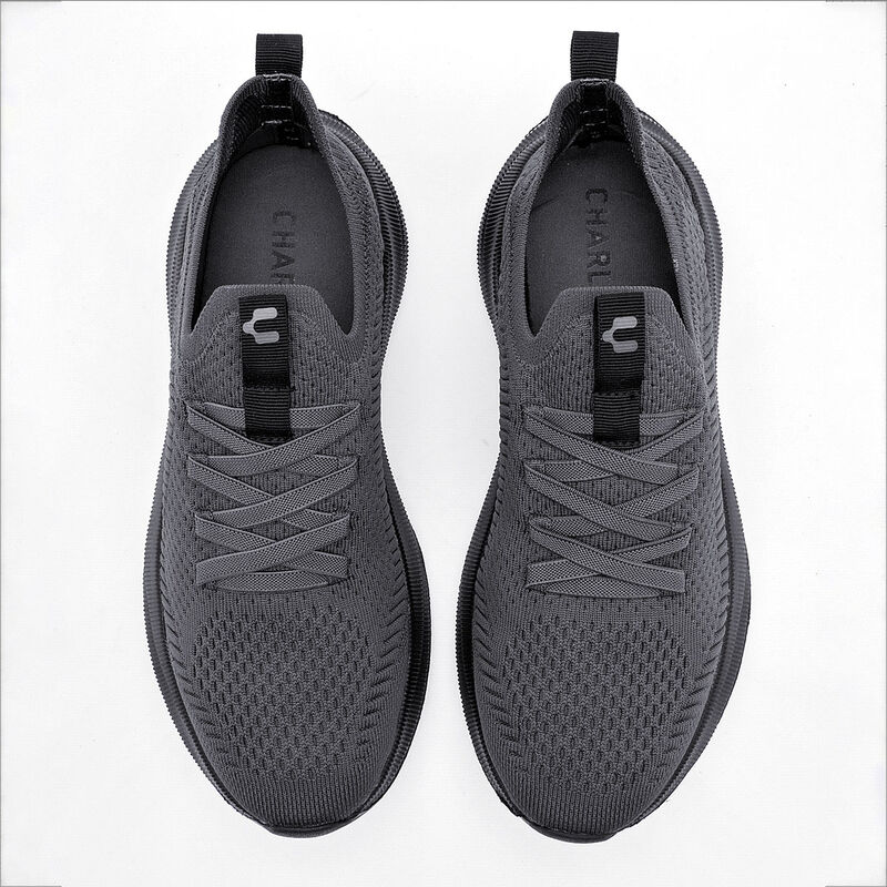 Charly Tenis urbano para hombre. Gris, walking image number null