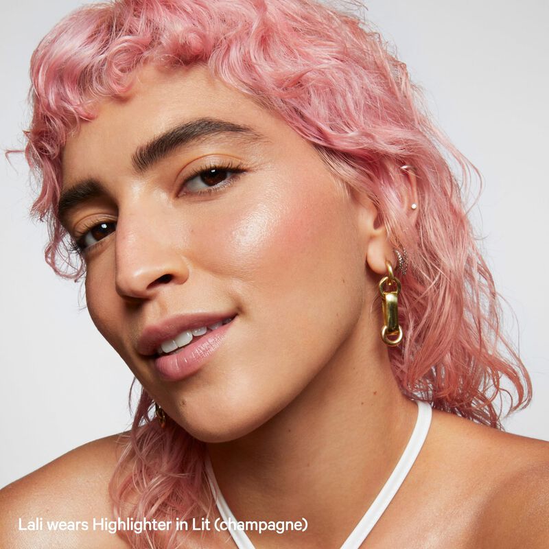 Crema En Barra Highlighter Milk Makeup Lit Cham... image number null