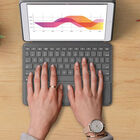 Logitech Combo Touch con Trackpad para iPad 10.2 Gen 7 8 y 9 Negro.