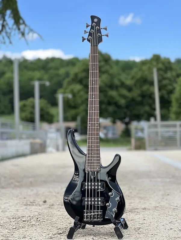 Yamaha Bajo Electrico 5 Cuerdas Trbx305 Negro image number null