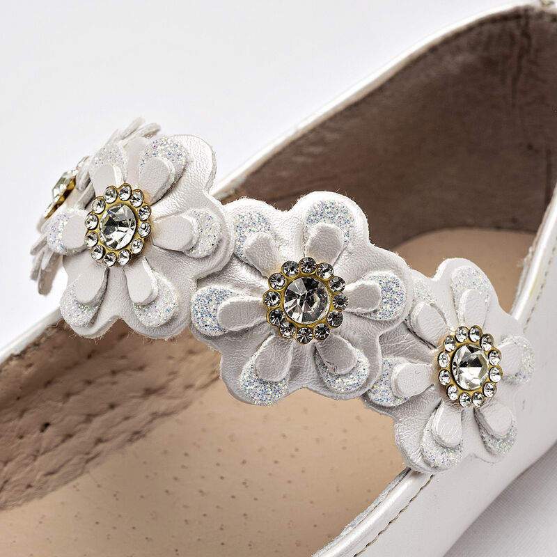 Giland zapato casual  para ni&ntilde;a  blanco cod 141... image number null