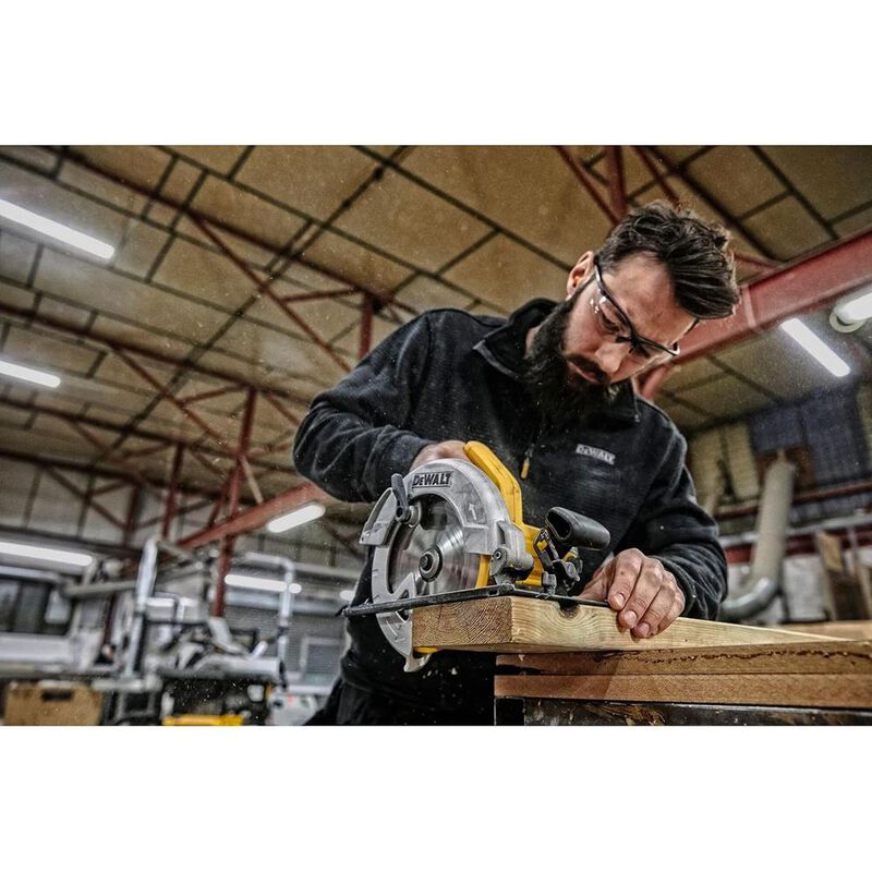 Sierra Circular Dewalt 7 1/4" 1400w Profesional... image number null