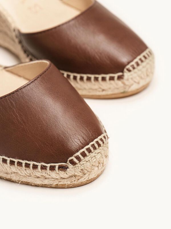 Alpargata de Cu&ntilde;a Media Marga Marr&oacute;n Oscuro image number null