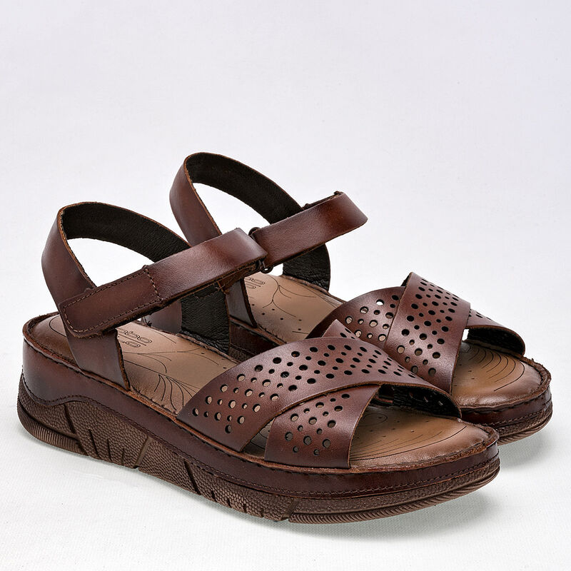 Lobo Solo Sandalia para mujer caf&eacute; image number null