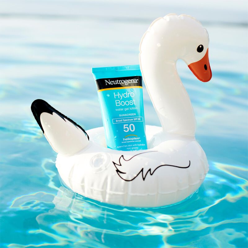 Loci&oacute;n De Protecci&oacute;n Solar Neutrogena Hydro Boo... image number null