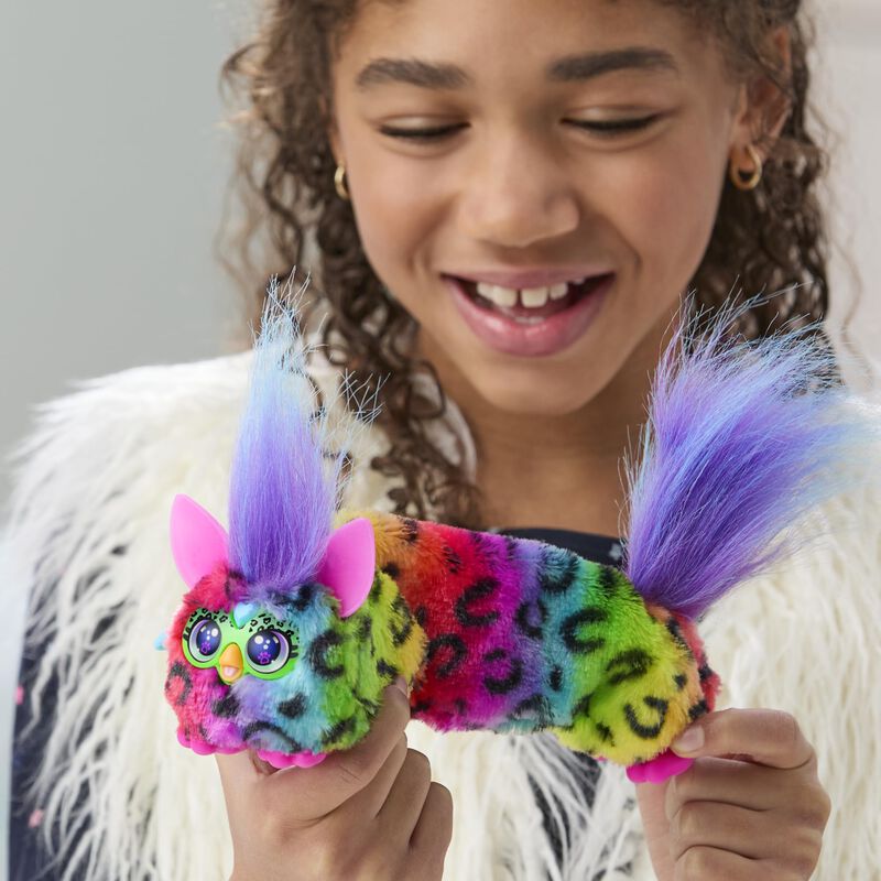 Peluche Electr&oacute;nico Furby Dj Furblets Rain-bow-... image number null
