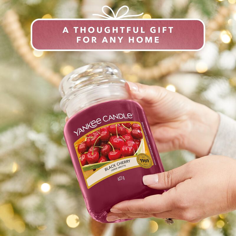 Candle Yankee Candle Con Aroma A Cereza Negra, ... image number null