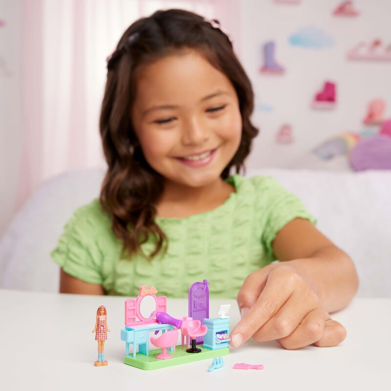 Peluquer&iacute;a Playset Barbie Mini Barbieland Con M... image number null