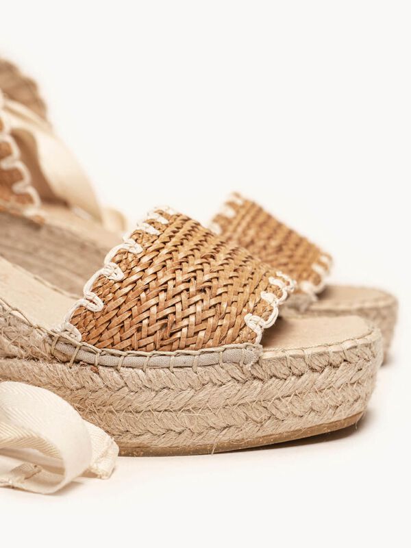 Aulaga Cu&ntilde;a Media Banda Arcos Marr&oacute;n Claro image number null