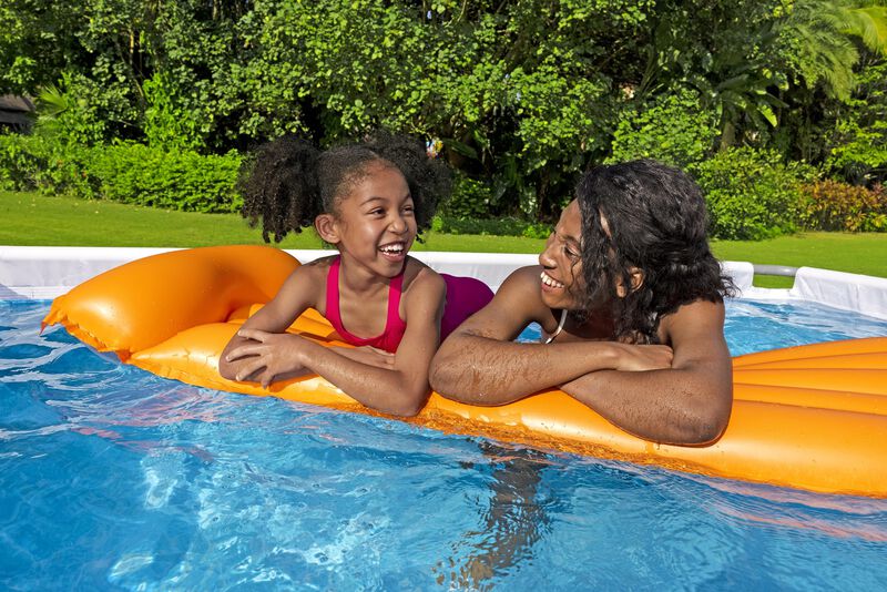 Alberca con estructura cuadrada 2.82x1.96x.84cm... image number null