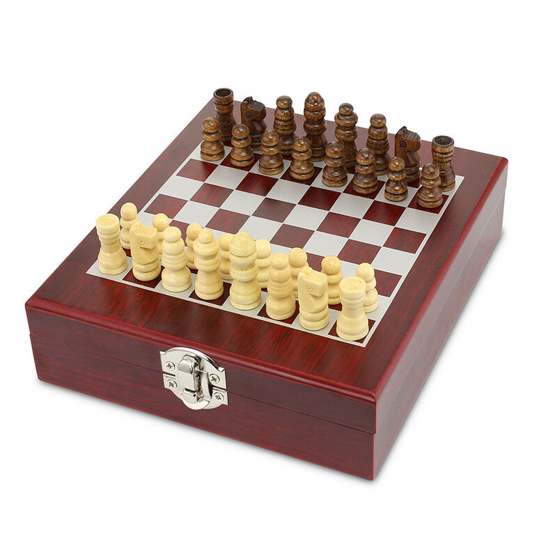 Set Para Vino Con Tablero Ajedrez De Madera Aqu... image number null