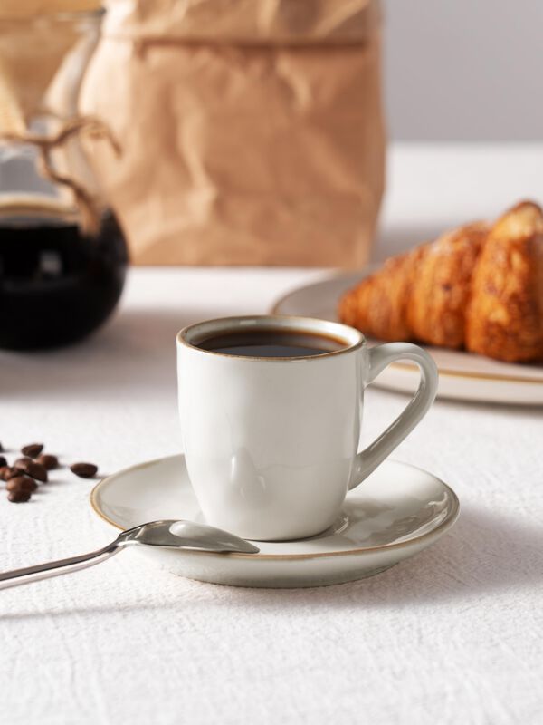 Juego De 4 Tazas De Espresso Blancas Famiware 1... image number null
