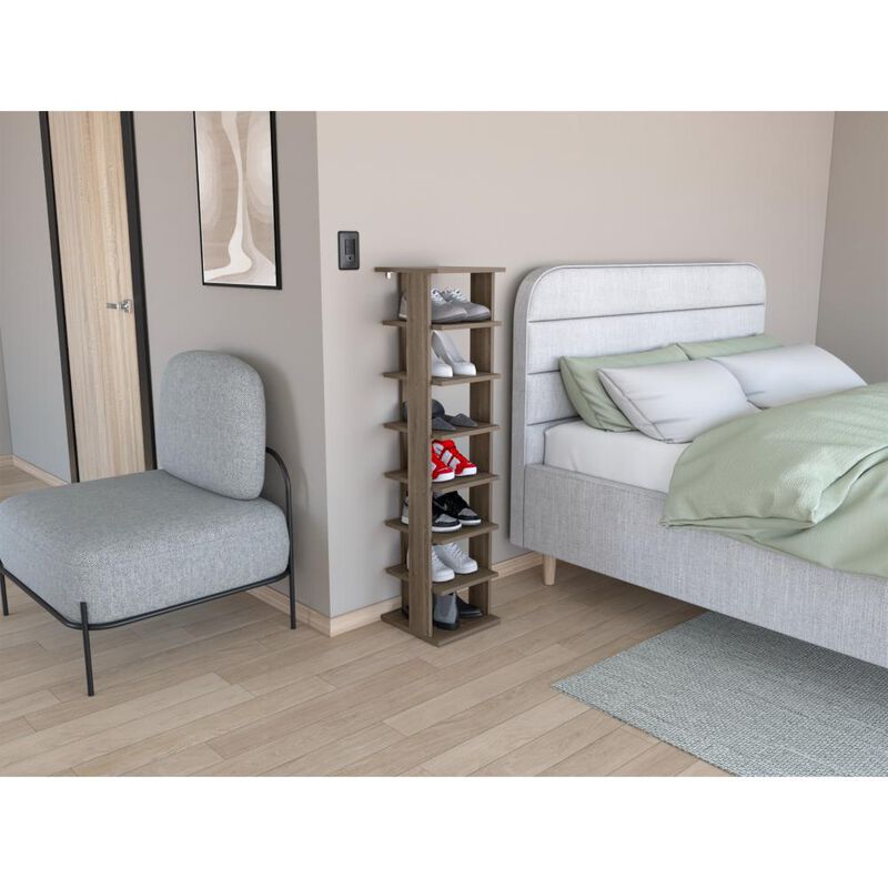 Zapatero Odes, Milan, con siete entrepa&ntilde;os image number null