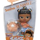 Mu&ntilde;eca De Moda Bratz Babyz Runwayz Sasha Con Moda Real