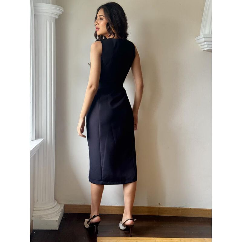 Maxi vestido con cintur&oacute;n image number null