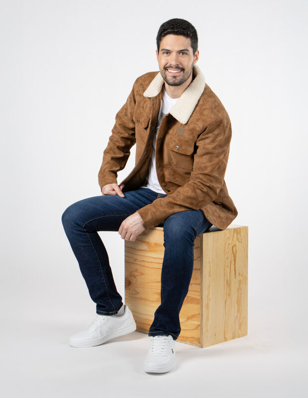 Chamarra Hombre Cat Caf&eacute; Tipo Gamuza Caf&eacute; image number null