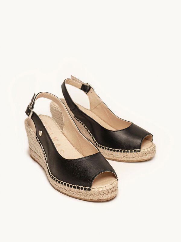 Clavel Cu&ntilde;a Media Napa Negro image number null