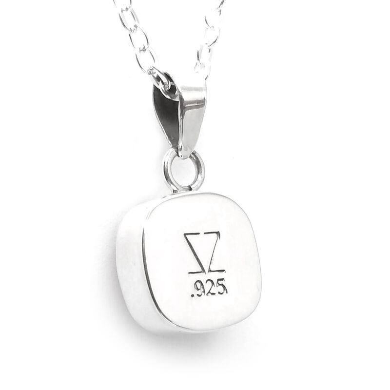 Collar con dije Cushion con plata .925 Zvezda image number null