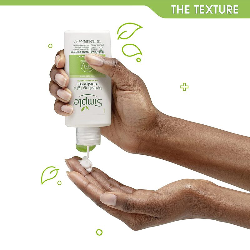 Hidratante Simple Hydrating Light 125 Ml Con Vi... image number null