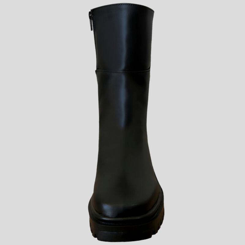 BOTA CERRADA ARRIBA DEL TOBILLO DE MUJER MALABI... image number null
