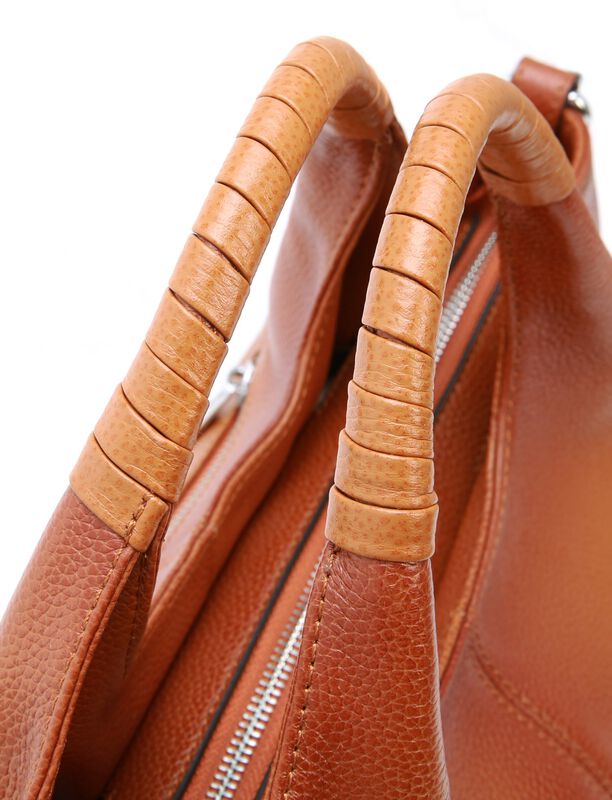 Bolso De Mano Iswee De Piel Aut&eacute;ntica Sorrel Pa... image number null