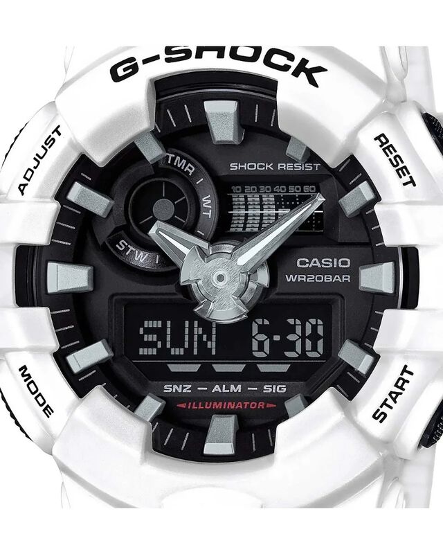 Reloj Casio G-Shock GA-700 para Caballero blanc... image number null