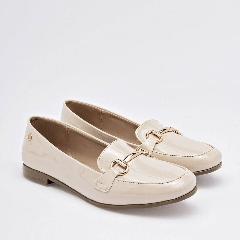 Moramora mocas&iacute;n para mujer beige charol cod 14... image number null